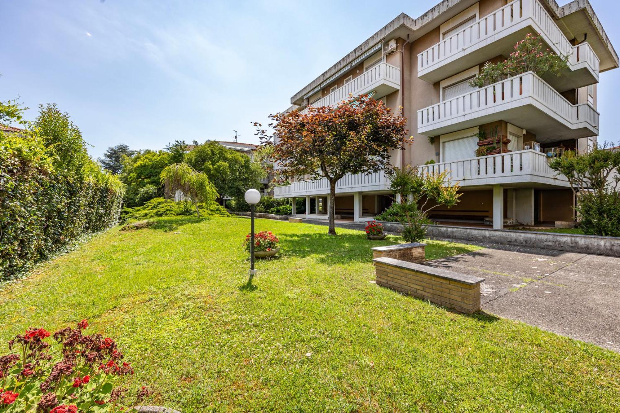 Casa Arno 500M From Beach - Happy Rentals มารีนา ดิ มาซซา ภายนอก รูปภาพ